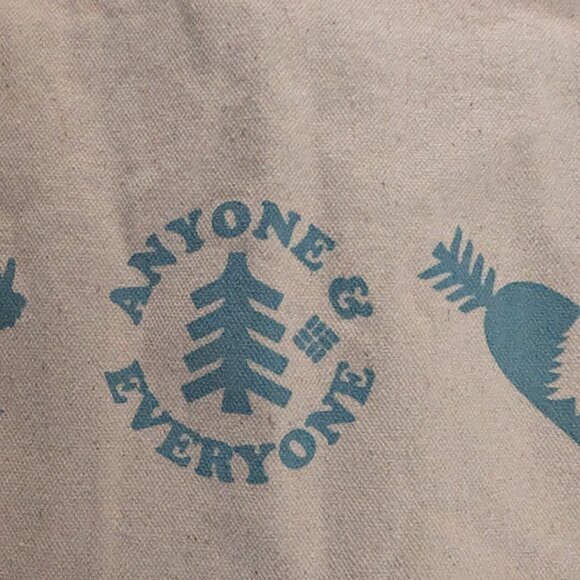 Cute Columbia Camp Henry Tote-New with Tags - Picture 2 of 7